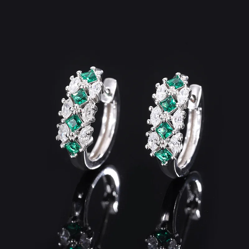 

2023 S925 Sterling Silver Emerald High Carbon Diamond Fashion Luxurious Earrings Ear Clip Women's Jewelry Wedding Gift for Guest