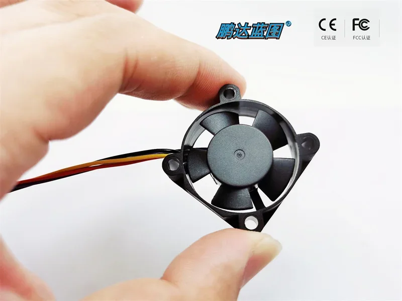 Brand new Pengda blueprint 3010 double ball bearing PWM temperature control 3CM 12V 5V micro graphics card cooling fan30*30*10MM