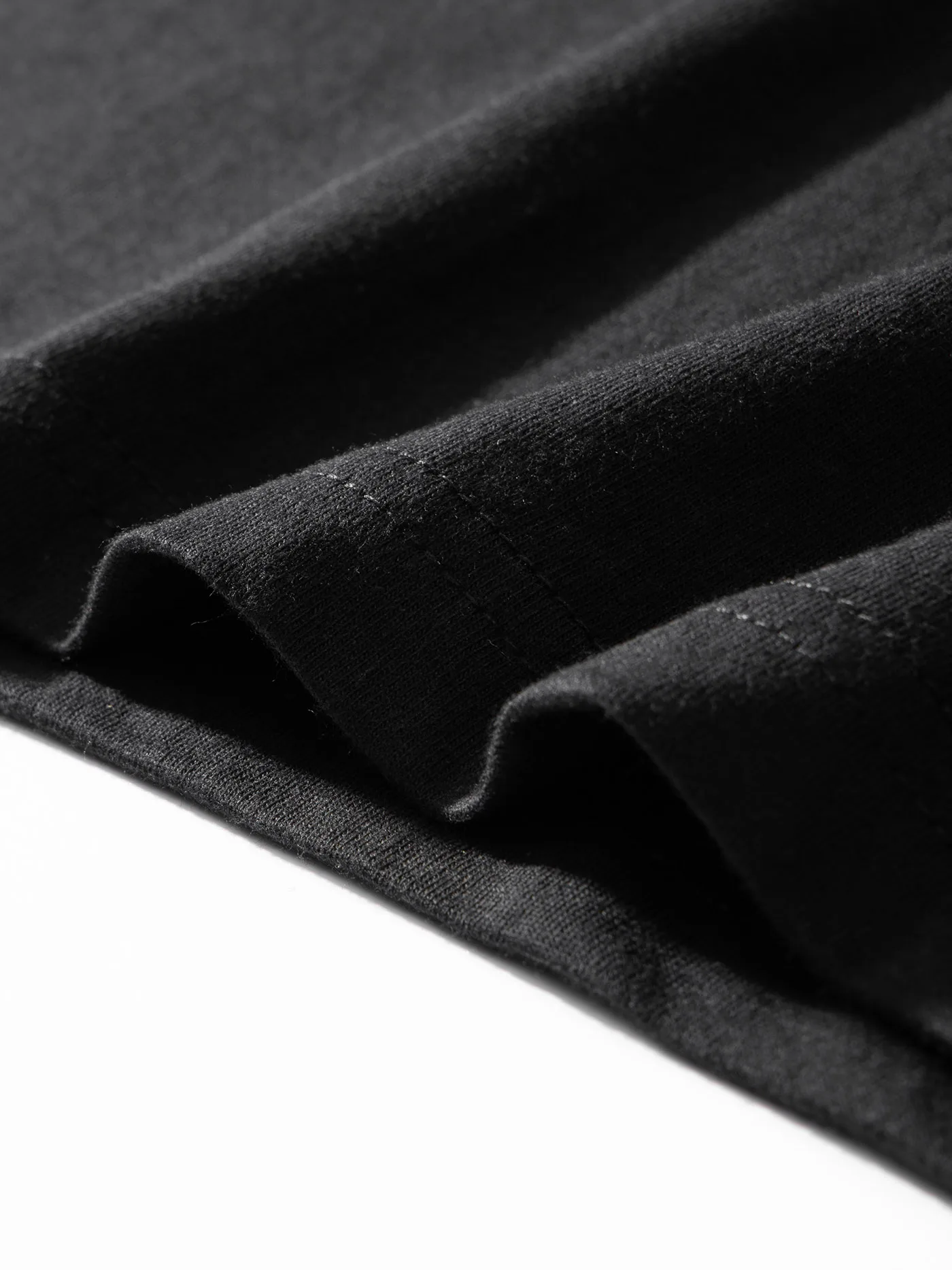 تي شيرت برسومات "Jesus Is Calling" للرجال - تي شيرت صيفي مستوحى من الإيمان باللون الأسود مع طباعة حمراء جريئة، قماش بوليستر قابل للغسل في الغسالة