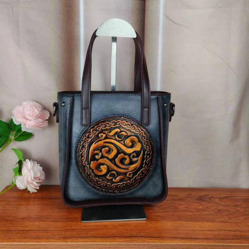 

New Retro Sequined Cowhide Tote Bag Zipper Large Capacity Must-have Trendy Moms Hand-held Slanted Hanging Bestseller Package