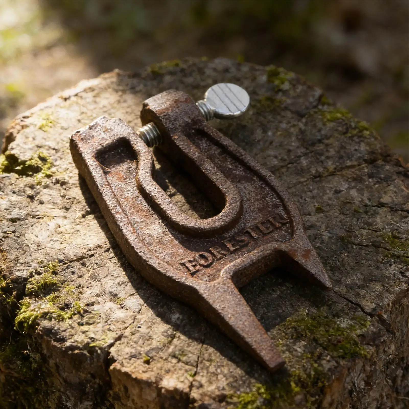 

Тиски для цепной пилы, сверхмощный зажим, заточник, инструменты и аксессуары для цепной пилы для работы с деревом, столярных работ, изготовления оружия, заточки, мастерской