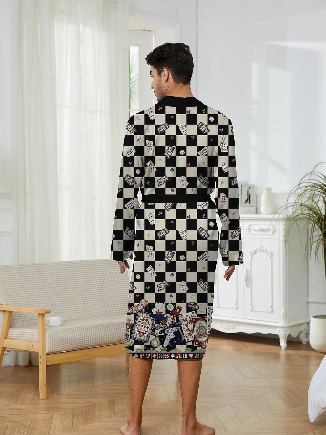 أردية رجالية طويلة مع طباعة رقمية ومنامة ممتعة بأنماط بطاقة الشطرنج عصرية وسريعة الجفاف للترفيه الترفيهي. #2