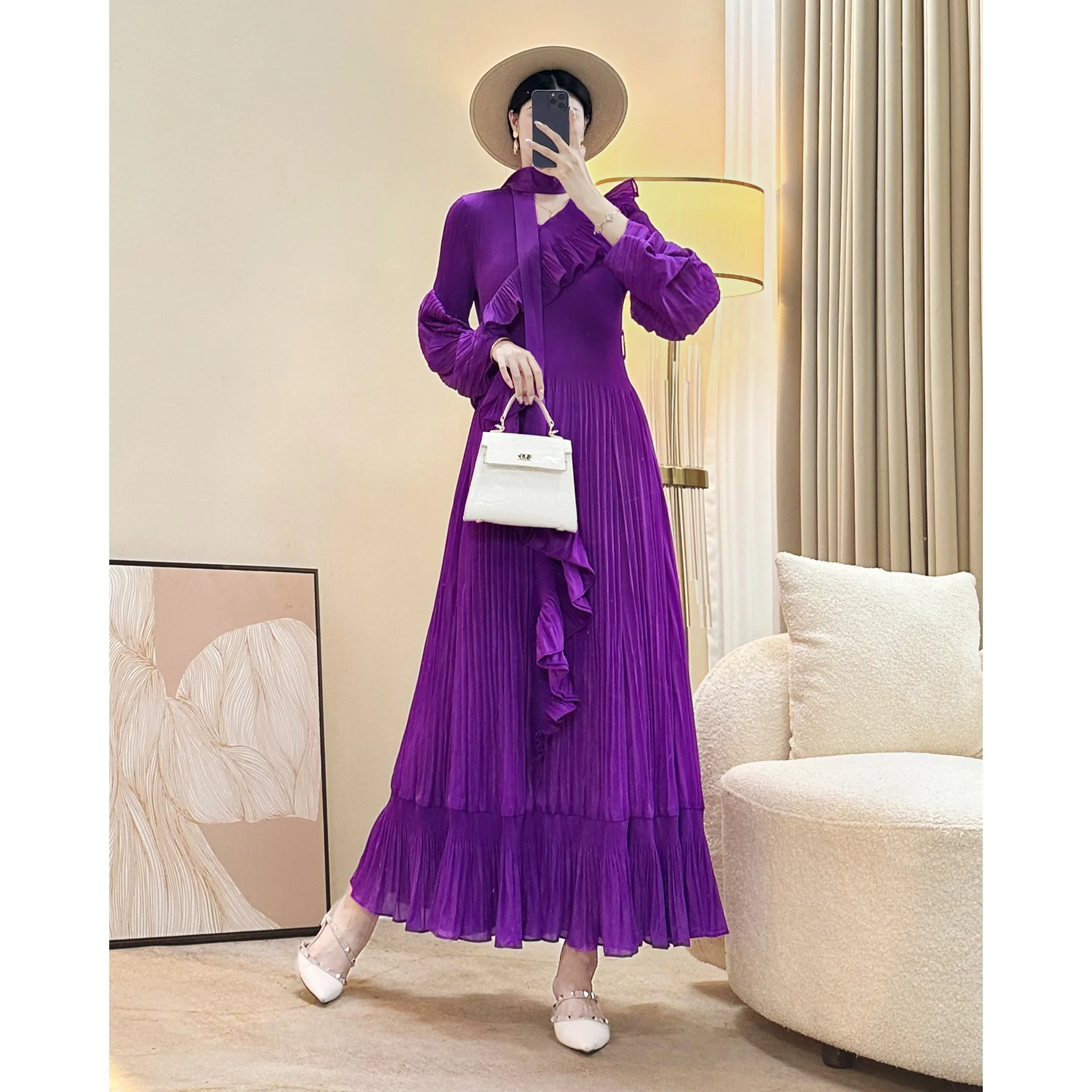 

Miyake Chic Pleated Women's Dress Irregular Ruched Patchwork Design V Collar Niche New Elastic Loose Lace Up Clothing