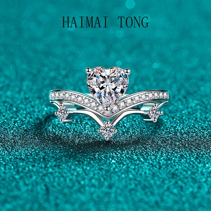 

HAIMAITONG New Deyi Moissanite ring for women PT950 Platinum love V ring for women elegant and advanced