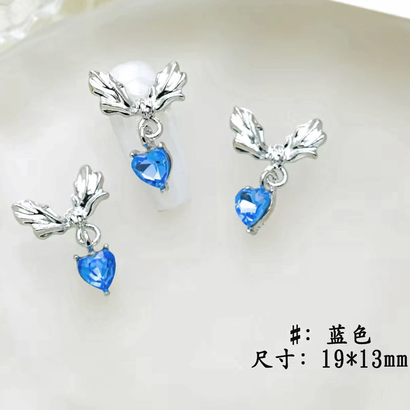 10 Uds. De alas de Metal para decoración de uñas, colgante de corazón de amor con diamantes de imitación, piezas de joyería, accesorios para decoración de uñas, dijes, suministros de manicura