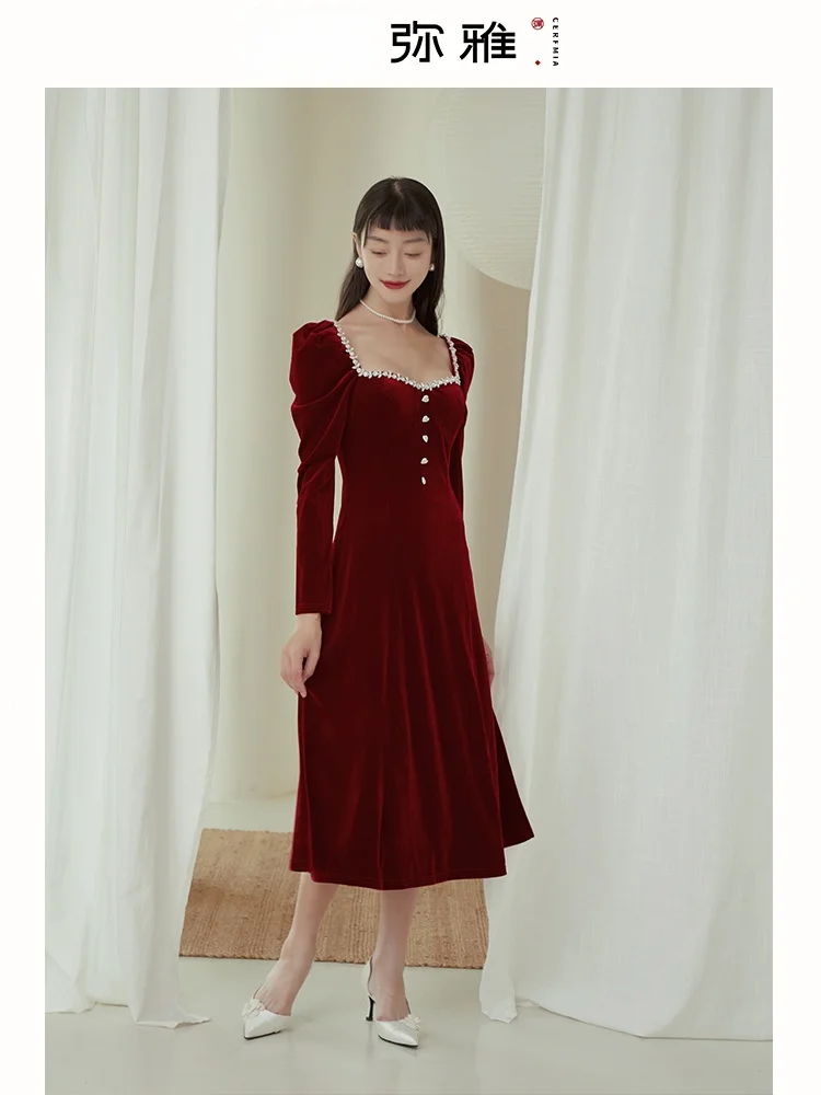 

Платье Cerfmia Deer Amy Long Sve из бархата цвета красного вина, приталенное, с бриллиантами, для зимней свадебной церемонии