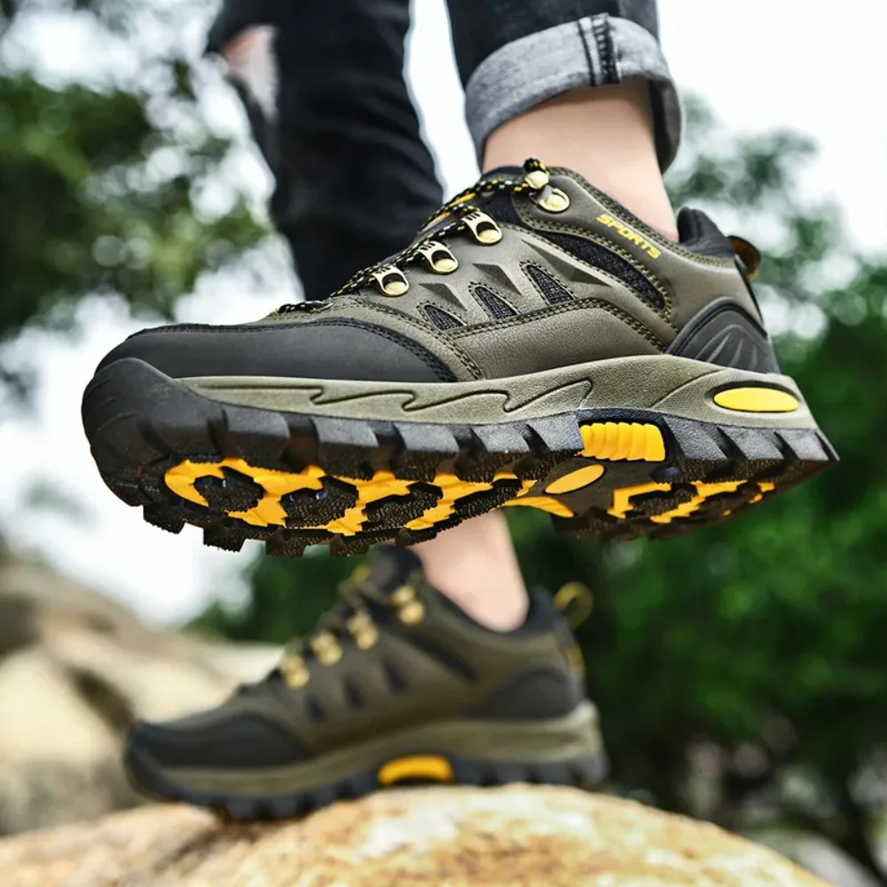 

Outdoor Men's Hiking Shoes Sneaker Autumn Winter Couples Casual Mountaineering Shoes Men's Leather Walking Shoes Large Footwear