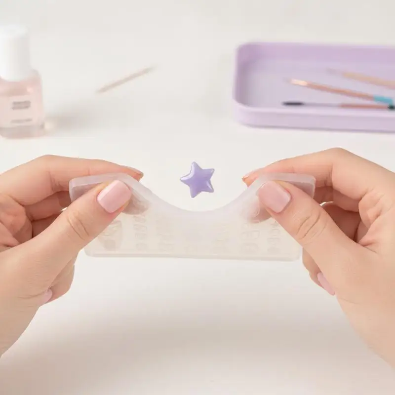 1 Stück Maniküre Multi-Formen-Knopf, kleines Modell, 3D-Knöpfe, Nagelkunstform, Silikon, niedliche Nagel-Charms, Werkzeug, Frauen DIY Harz-Schnallen-Zubehör – Detail 17