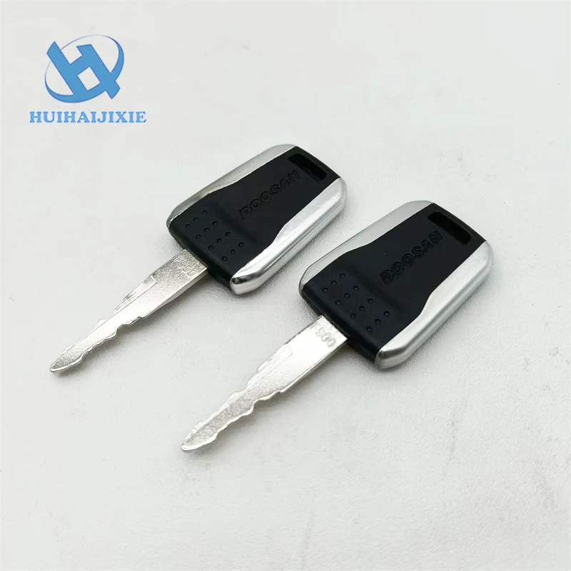 110702-00151 Ignition Switch Key K1009605    F900 For Daewoo Doosan  Excavator Heavy Equipment