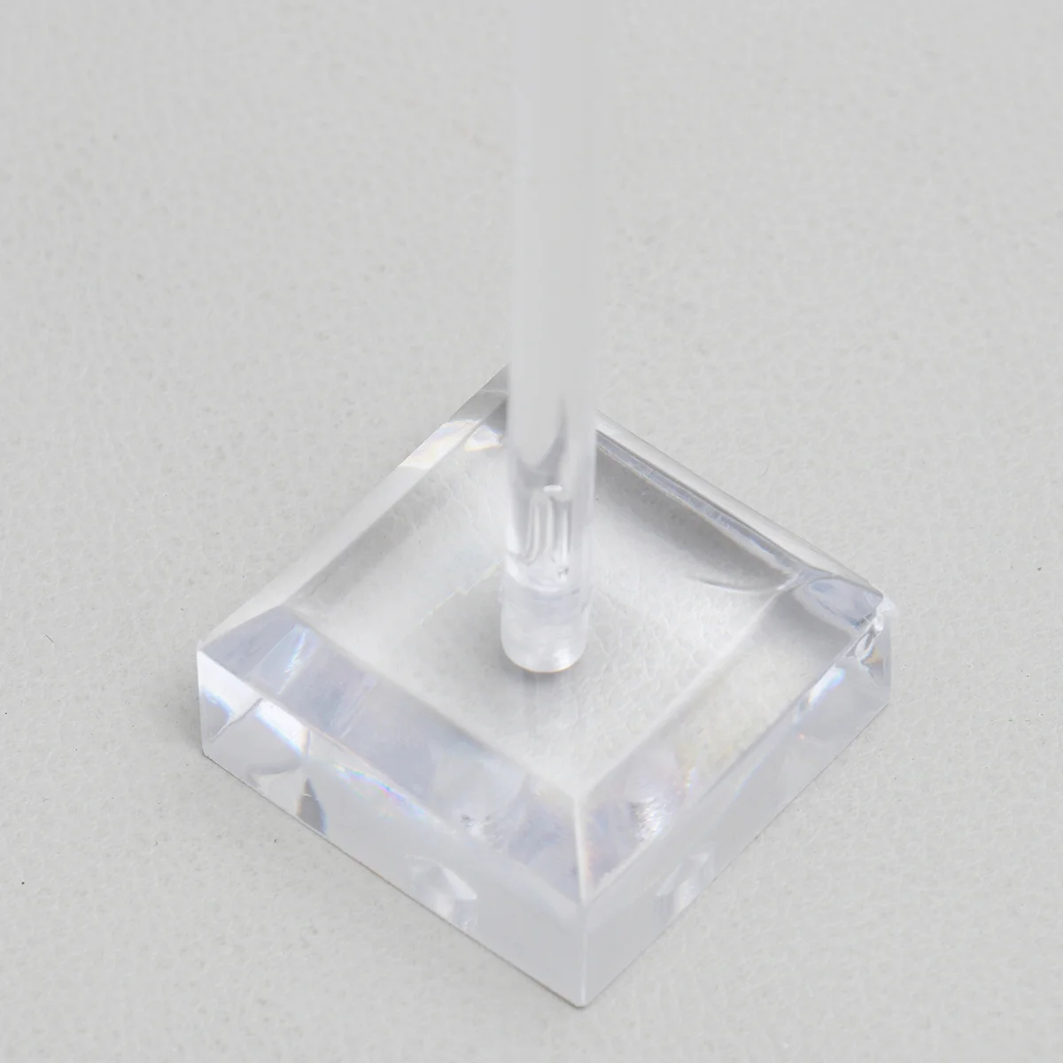 

2Pcs Ear Ring Display Stand Acrylic T-Shape Jewelry Organizer Holder for Earrings Bracelets Keys Rack T Shape Earring Display