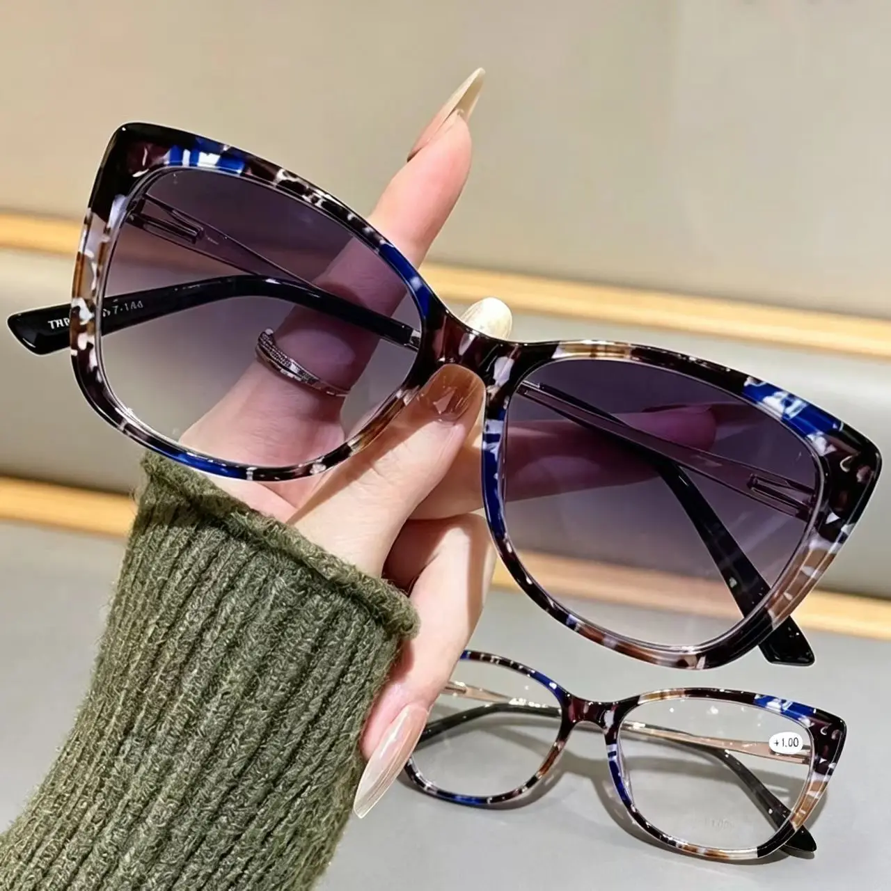 2026 Neue Sonnen-Lesebrille für Damen und Herren Modische Vielseitige Trendige Farbblock-Lesebrille Hochwertige Unisex-Brille