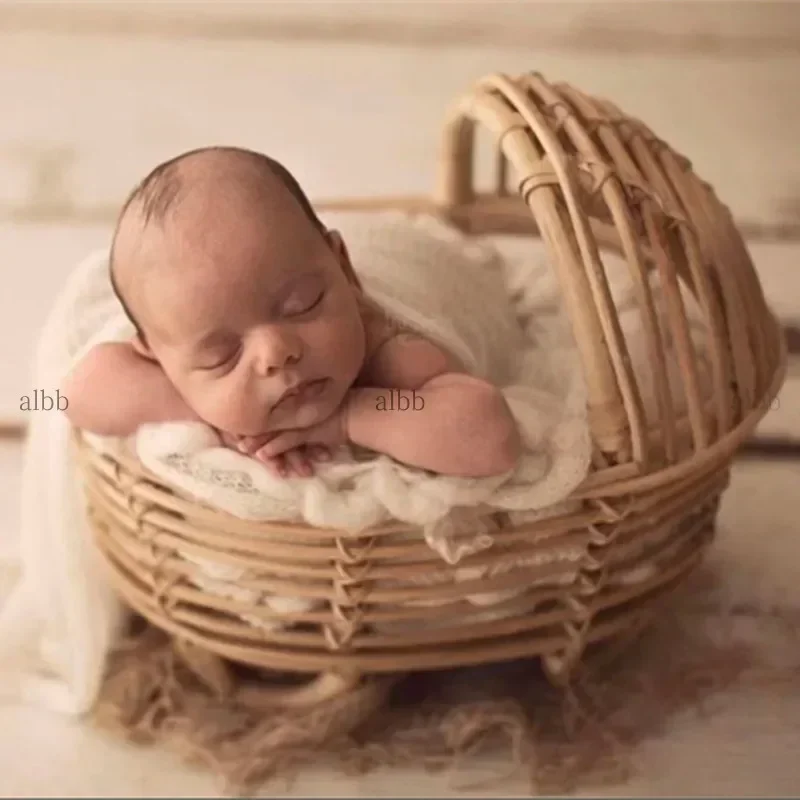 Retro Rattan Crib Newborn Photography Props–Baby Pillow Studio Accessories Perfect Kids Growth Souvenir for Infant Photo Shoots