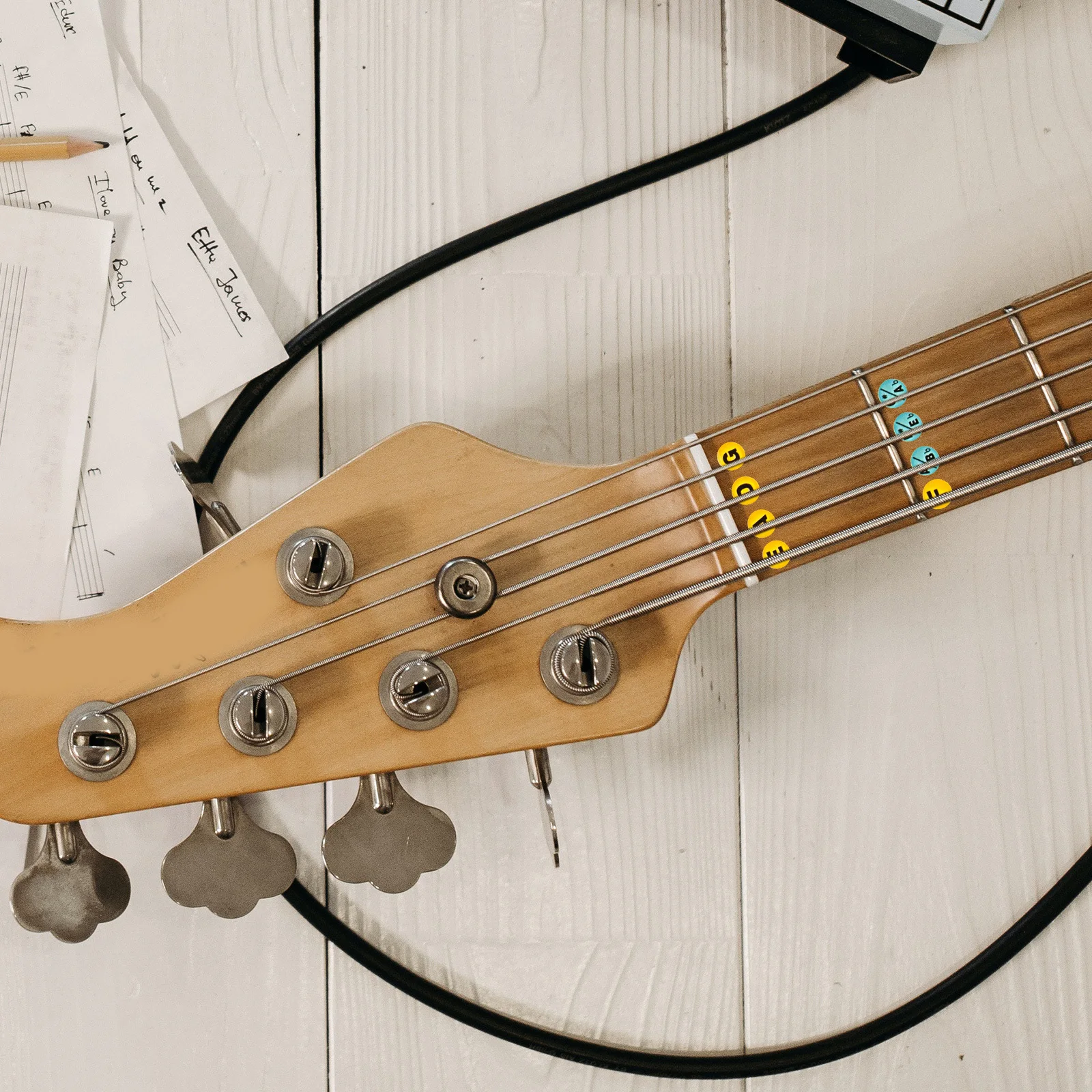 

2pcs String Stickers Adhesive Design For Easy Identification Bass Fretboard Notes Stickers Beginners Bass Practice Tool