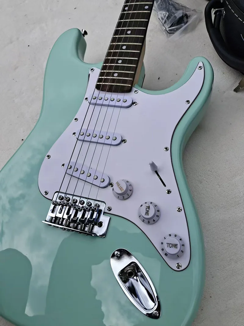 High quality electric guitar, guaranteed quality, can be shipped quickly, in stock