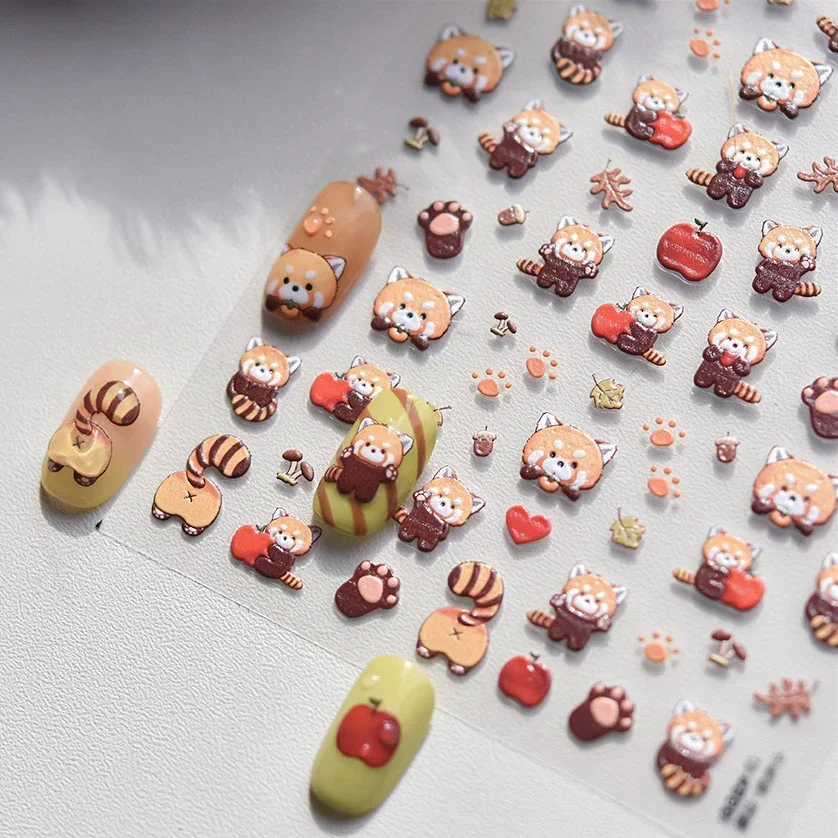 Jabłko Pinecone Mushroom Paw Heart Leaves Raccoon Ailurus Fulgens Lesser Panda Tail Bear Adhesive Nail Art Sticker Manicure Decal