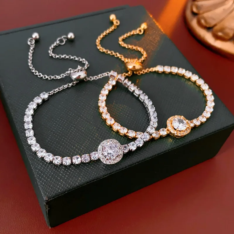 DREJEW Eingelegtes Strass-geometrisches verstellbares Armband für Damen, modische Armbänder, französischer Retro-Licht-Luxus-Handschmuck