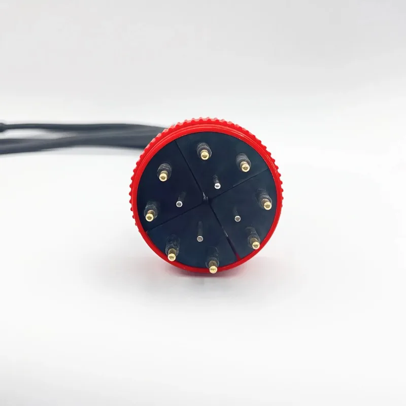 Split rubber plastic can be combined with 4 pieces 8 core underwater socket connector