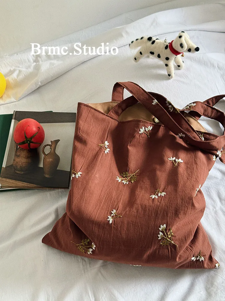 

Women's Brown Floral Embroidered Canvas Tote Bag Casual Large Capacity Shoulder Bag for Daily Commute Shopping Travel