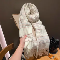 White age-reducing plaid scarf female winter tassel warm scarf rectangle 190*70 with shawl outside.