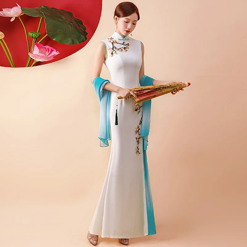 

Sexy Satin Chinese Dresses Gown Women White Large Size Slim Qipao Long Applique Evening Party Mermaid Cheongsam Elegant Vestidos
