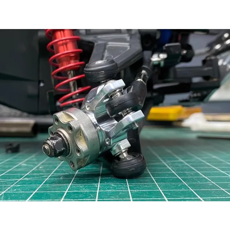 C-Hubs & Steering Knuckles Block Upgrade for KM 1/8 Ford Raptor F150/ RAM 1500/Tank TK300 RC Crawler- Metal Steering Set