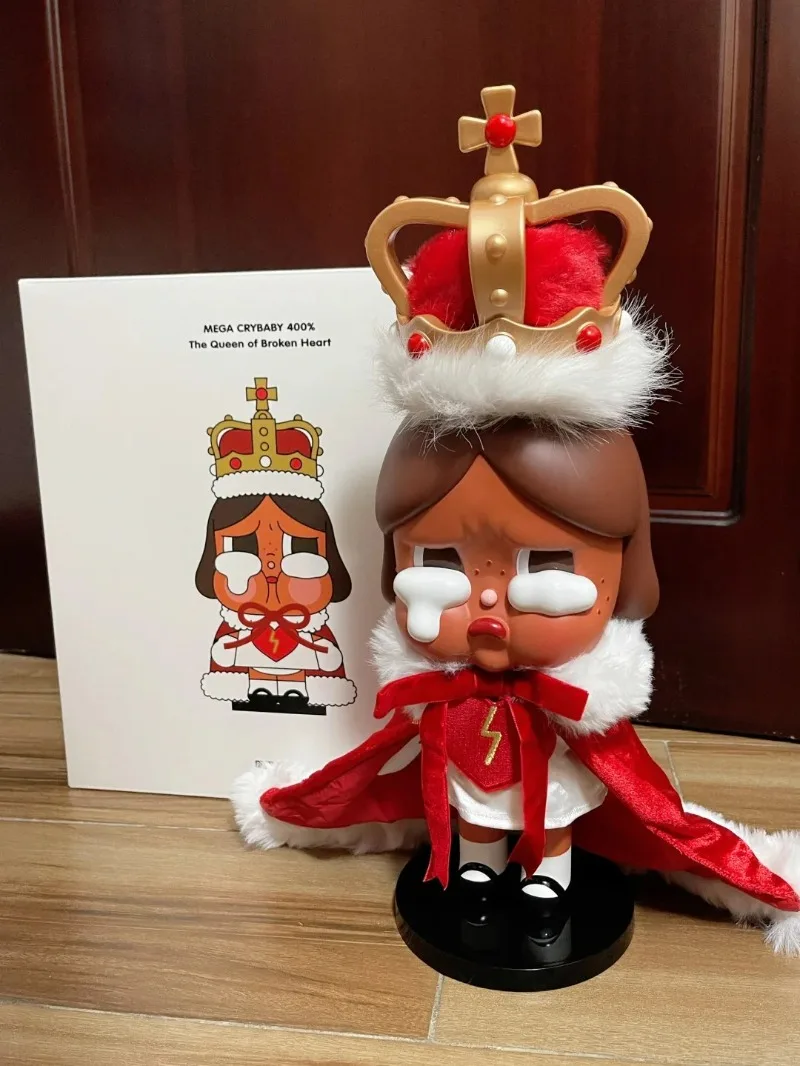 

POPMART Original Hot Product 400% Crybaby Heartbroken Queen MEGA Exquisite Decorative Ornaments Blind Box Collection Gifts