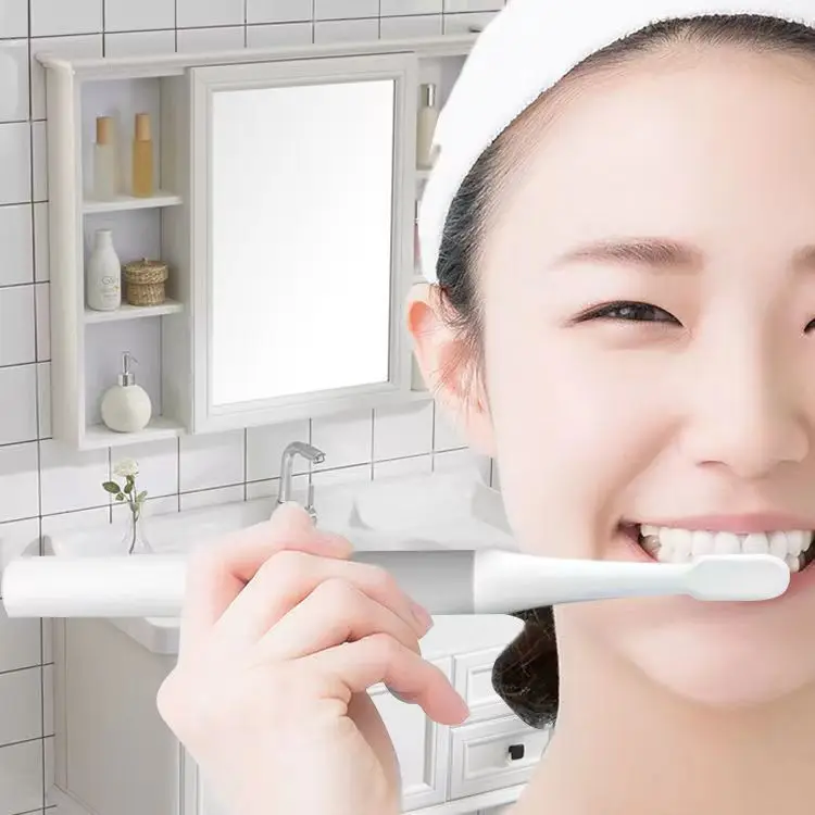 

Специализированная электрическая зубная щетка для беременных послеродового периода. Одноразовый тип. Супер мягкая щетина для делительного ухода за деснами.