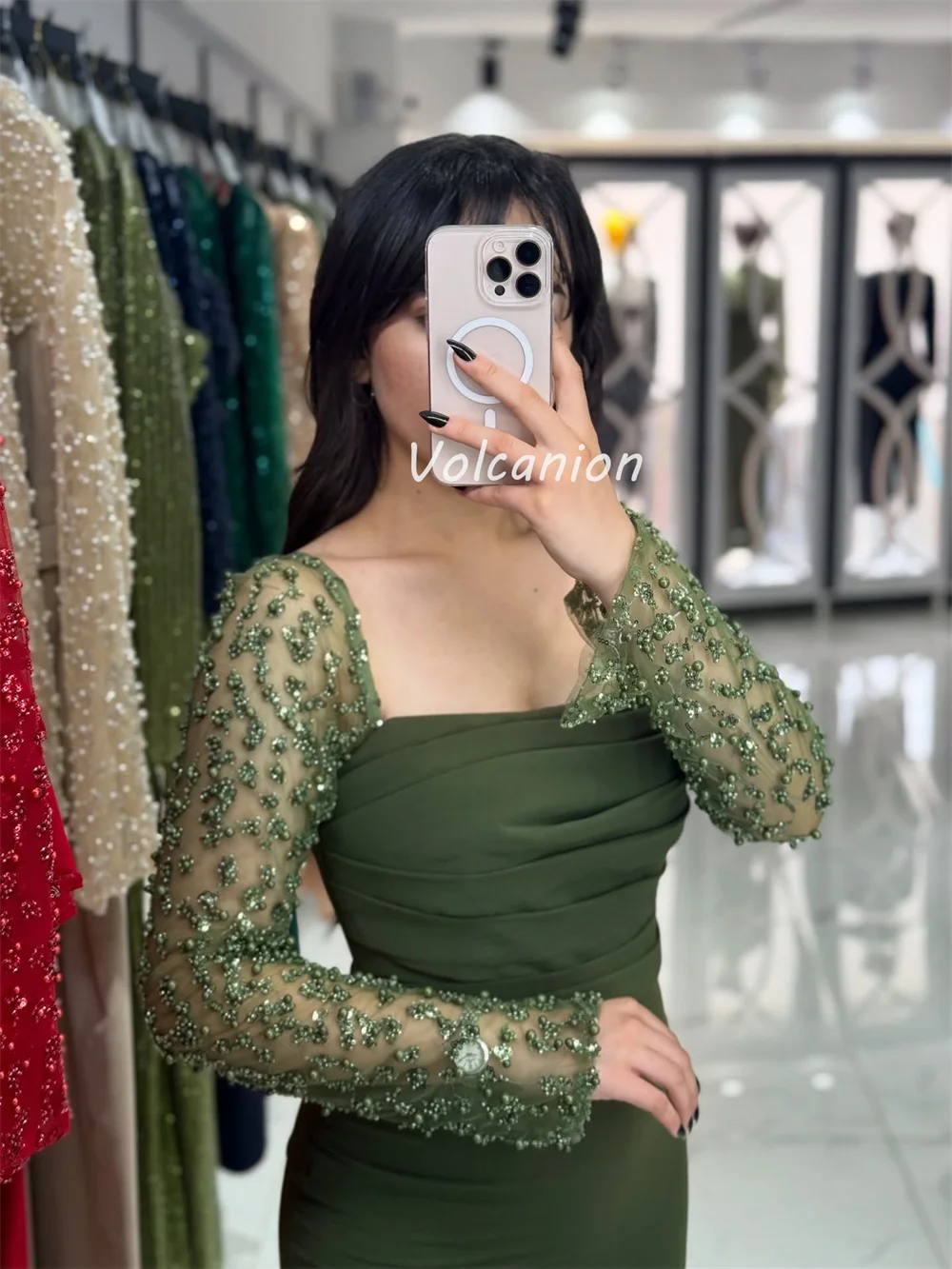 カスタマイズされた高品質スパークルジャージプリーツラインストーンビーズストレートスクエアネックティーレングスドレスオーダーメイドオケージョンドレス