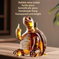 320ml New Animal Whiskey High Quality Empty Glass Bottle Turtle Raising Middle Finger Pose Glass Wine Bottle A Smooth Surface