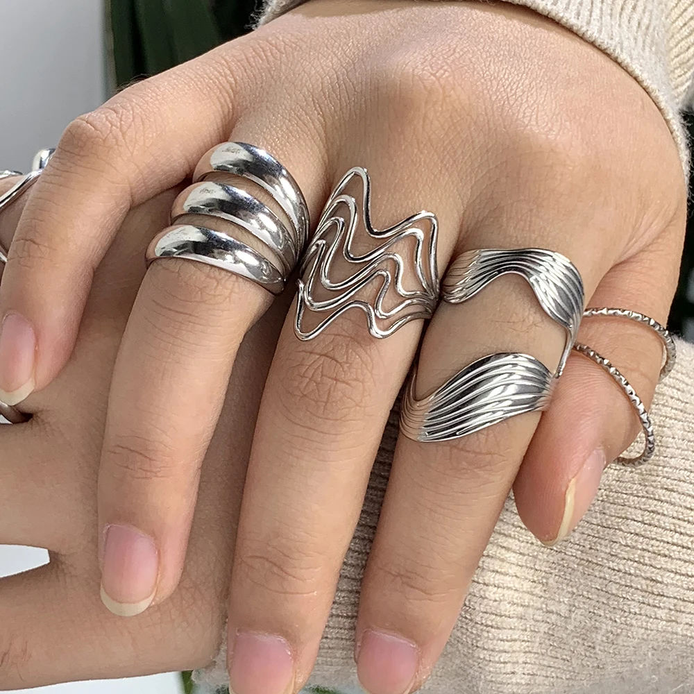 Women's Stainless Steel Rings Golden and Silver Color European and American  Fashion Simple Style Women's Jewelry Gift Wholesale