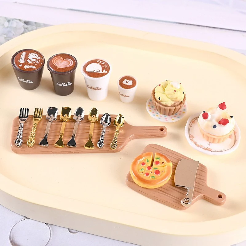 ミニチュアスプーン付きヴィンテージメタルカトラリー,ドールハウス装飾アクセサリー,ミニキッチン食器,ドールハウス装飾,10個,1:12