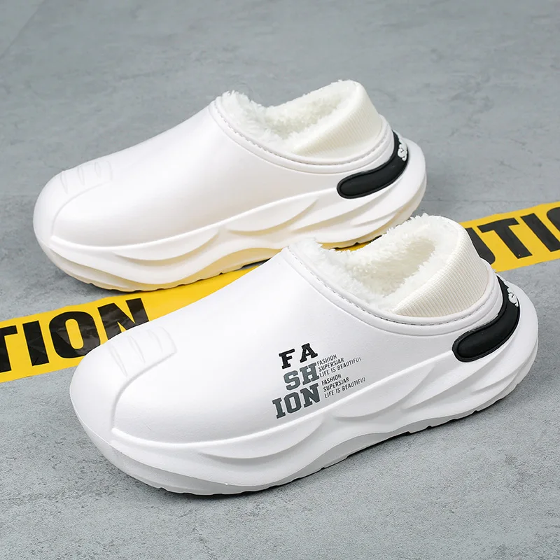 أحذية رجالية قطنية موضة شتاء 2025 نصف سحب مع حذاء ثلج مخملي سميك ونعل ناعم مقاوم للماء والبرد