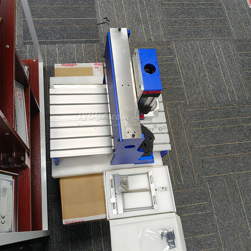 

Рама с квадратной направляющей 6040L, 3-осевая 4-осевая линейная направляющая с двигателем Nema 23, устройство для резьбы 600*400 мм для гравировки своими руками