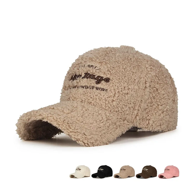 In Winter, The New Lamb Plush Warm Embroidered Letter Baseball Hat Shows The Face Of The Small Peaked Cap