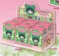 A set of 6pcs