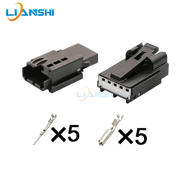 1set 5pin 310721010 310721040 are applicable to the male and female plugs of the HUD for the new Mondeo and Galaxie models.