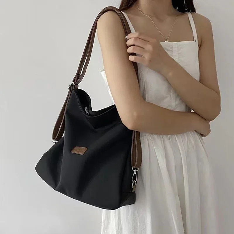 Tote Bags Women\'s New Canvas Bags Niche Korean Style Temperament Solid Color Leisure Versatile High Capacity Trend Shoulder Bags