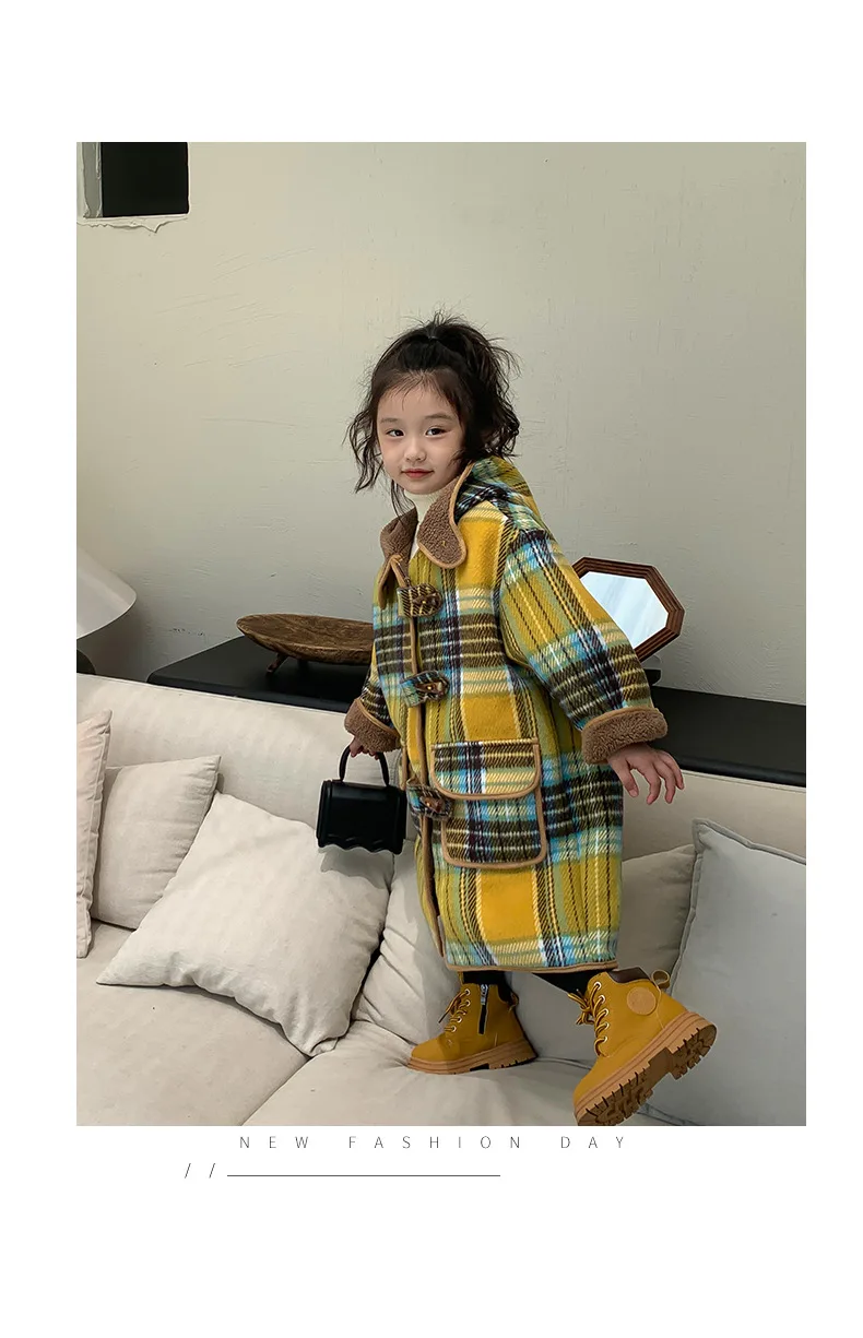 Girl Top 2023 New Autumn Winter Fashion Style Plaid Fur Long Hooded Coat Baby Girl Fleece Thick Outerwear Children Clothes image 3