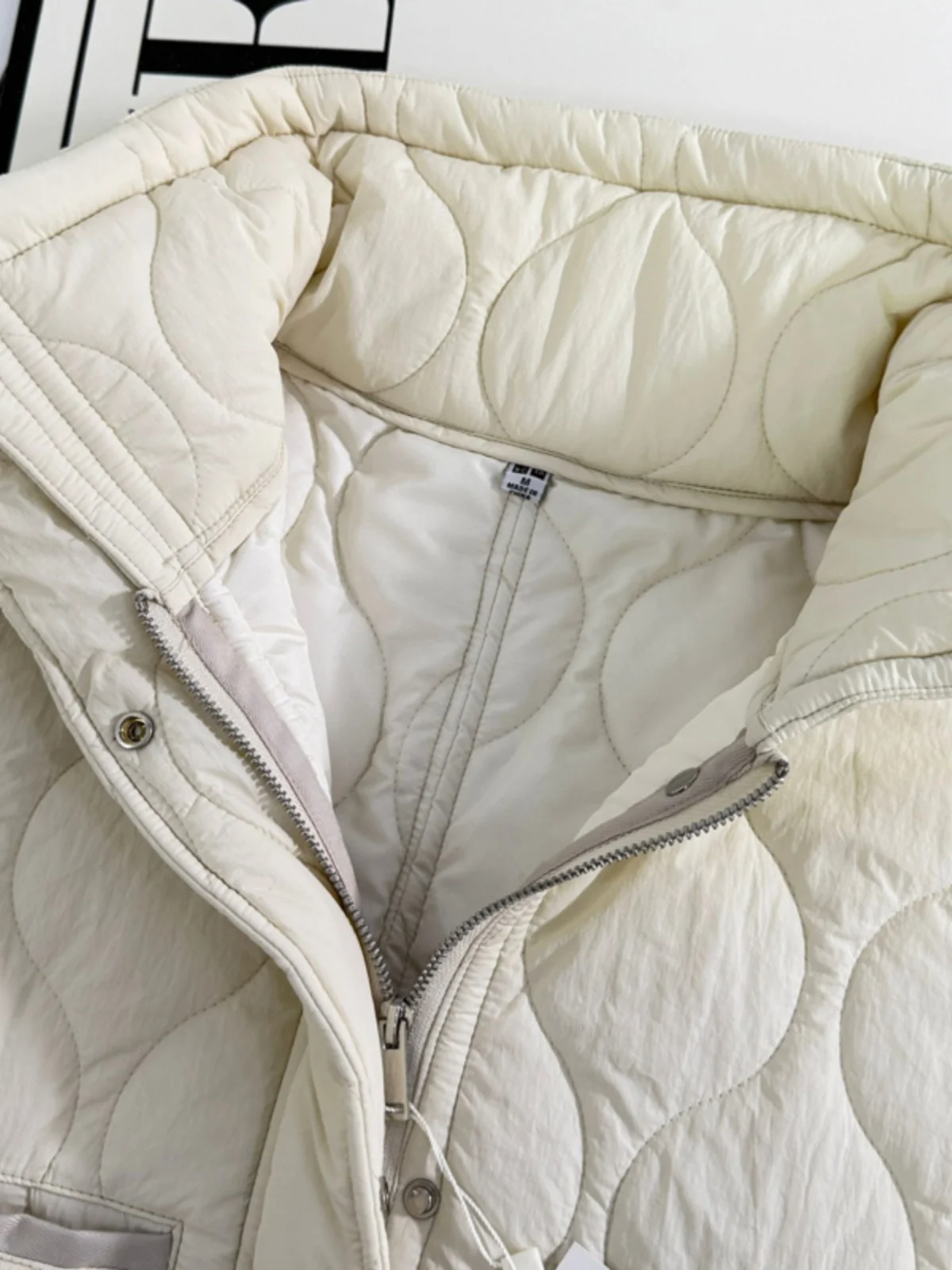 

Faionable Cotton Jaet Верхняя одежда Свободного покроя Лоскутное стеганое пальто серии Z с деревянной рамой 529 Модное пальто против старения