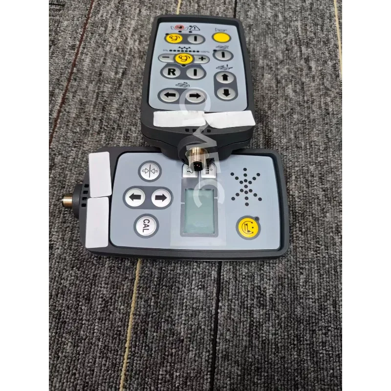 Asphalt Paver Screed Control Panel Electronic Parts Remote Control A Set P/N.2304891/2304890