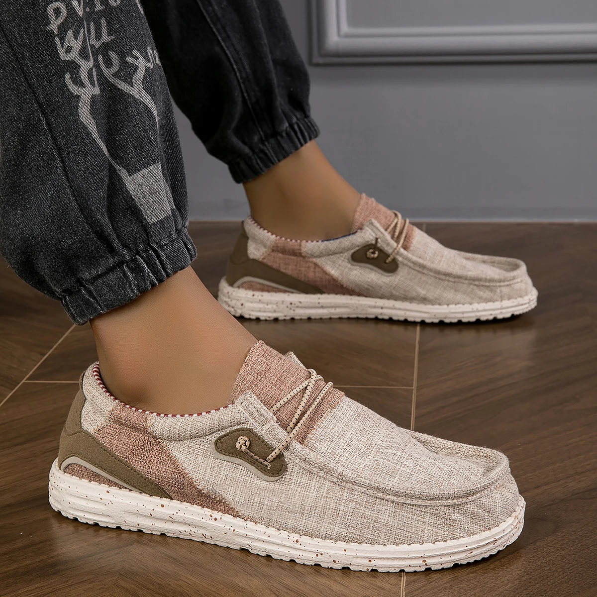 Unisex Outdoor Casual Slip-On Shoes Lightweight Soft Sole Driving Shoes for All Seasons Daily Wear Large Size Morning Running view 2