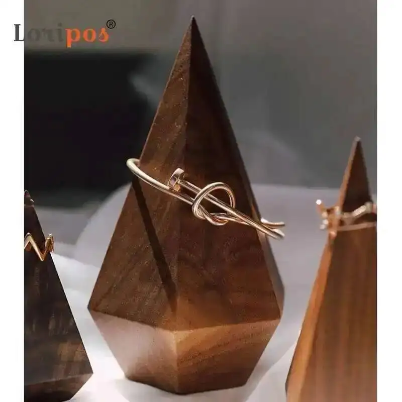 Hight Quality Dark Brown Cone Black Walnut Solid Wood Ring Display Stand Storage Photo Props High-end Jewelry Display Stand, 1PC