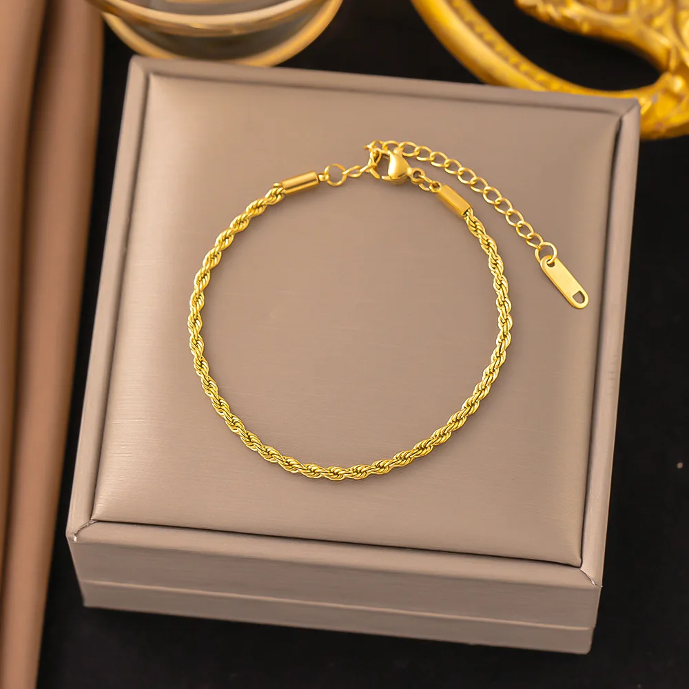 Stainless Steel Gold Color Women\'s Bracelet Flower Heart Charm Hand Chain Fashion Trendy Bangle Jewelry Gifts New Wholesale