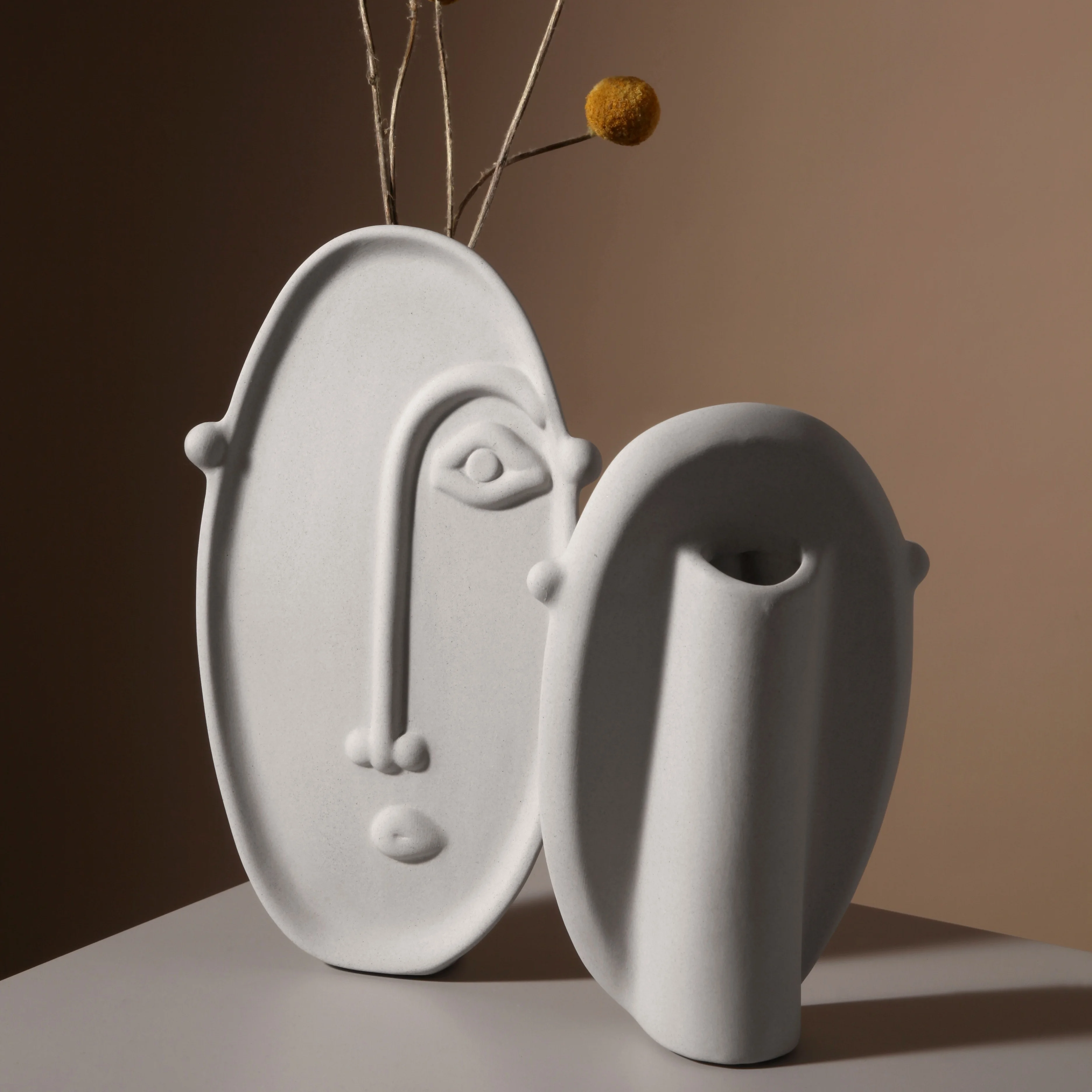 

Ceramic Art Creative Abstract Face Decoration Vase,Desktop Decoration