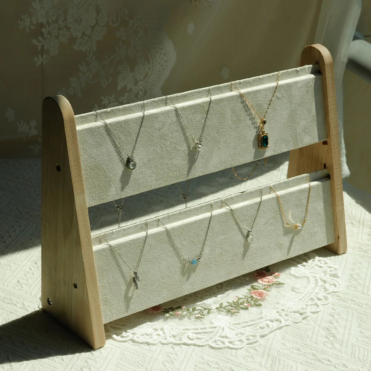 

Jewelry Display Stand for Necklace Wooden Jewelry Storage Holder for Pendant Bracelet Display Props Home Shop Counter Shows Rack