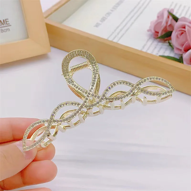 Sparkling Shark Hair Clip Women\'s Alloy Claws Simple Commute Hairpin Diamond Hair Accessory Large Hair Jaw Clips