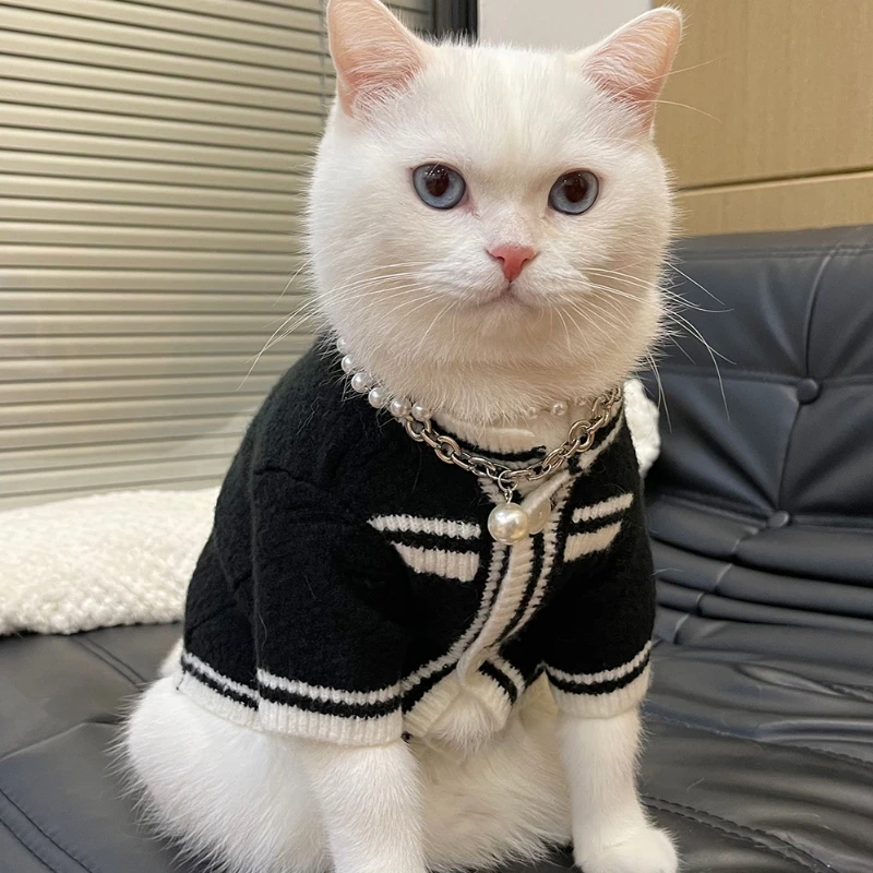 Cat clothes Dog winter sweater Lovely warm pet cat