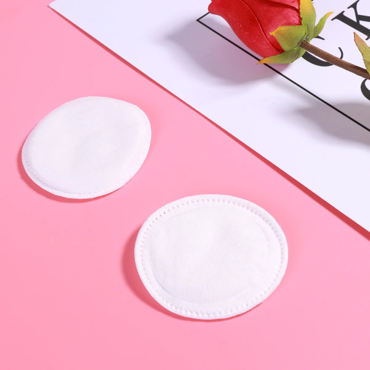 100pcs Non-woven Three Layers Fabric Pads Makeup Remove Pads Nail Polish Remover Round Facial Cotton Pads (White)