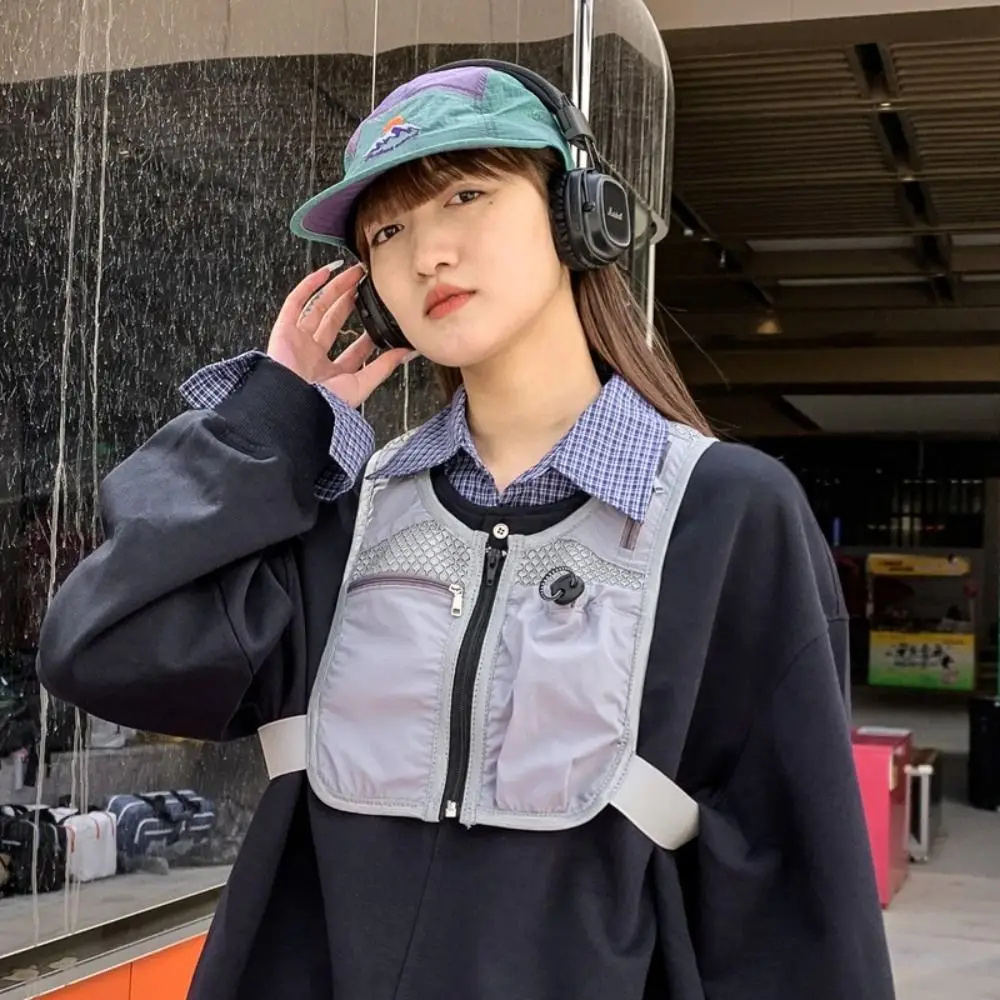 with Pockets Reflective Running Vest Pack Breathable Waterproof Running Hydration Vest Bag Adjustable Convenient Men's Chest Bag