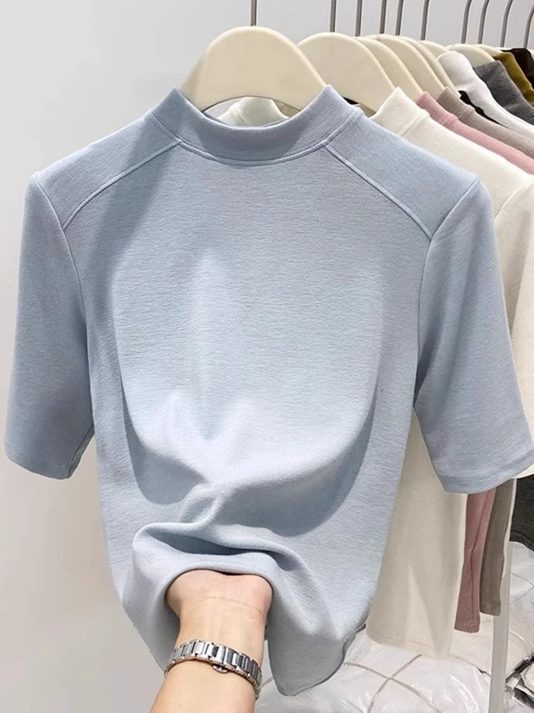 Efecto adelgazante Europeo Sle Velvet Base irt Mujer Faionable Corte ajustado Top de cuello alto Sve de cinco cuartos